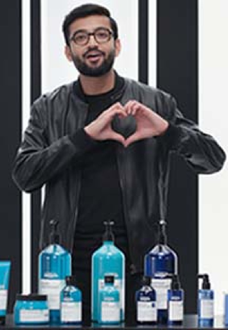 Os produtos para couro cabeludo.